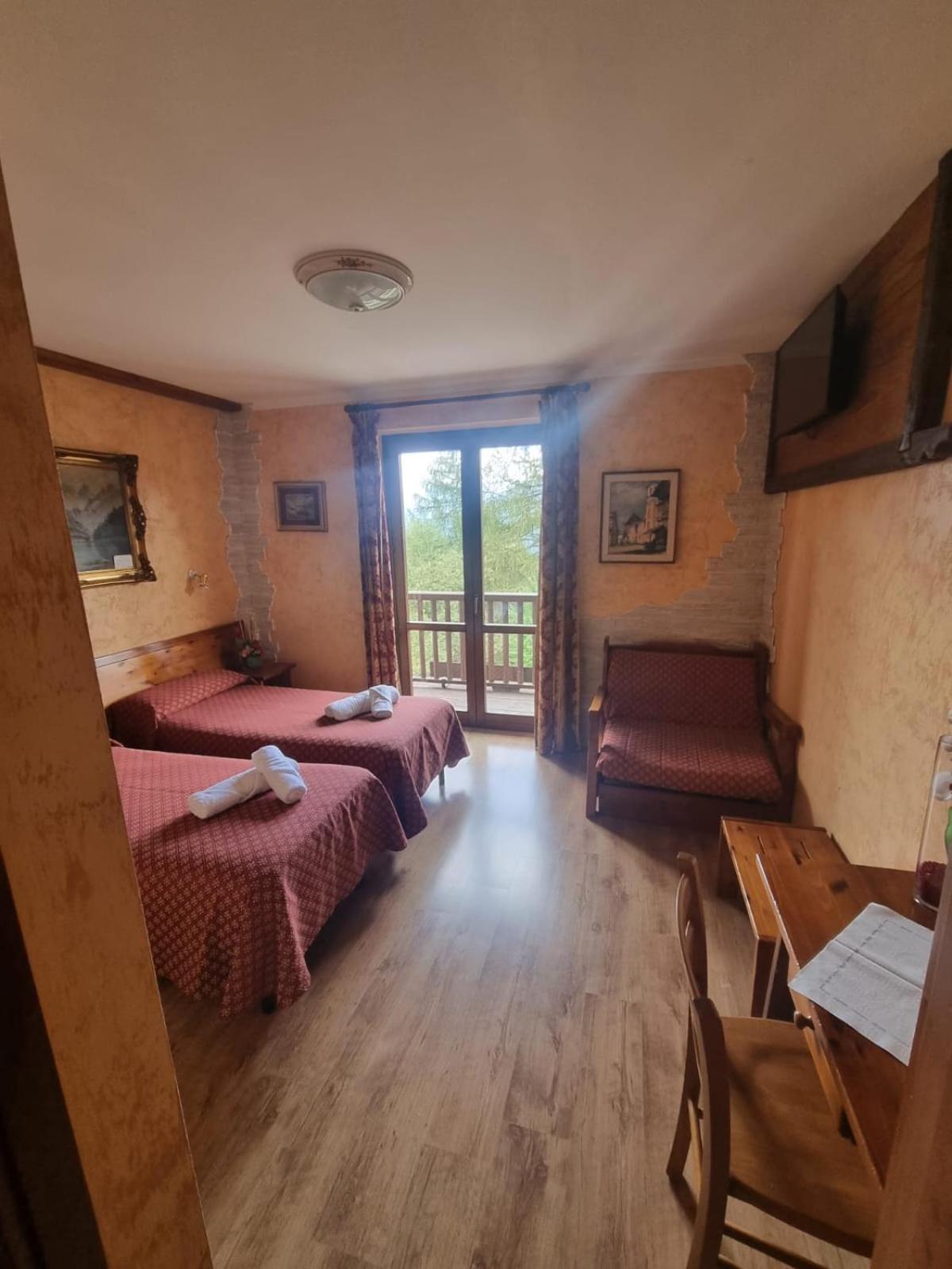 Park Hotel Gran Bosco Sauze D'Oulx Ngoại thất bức ảnh